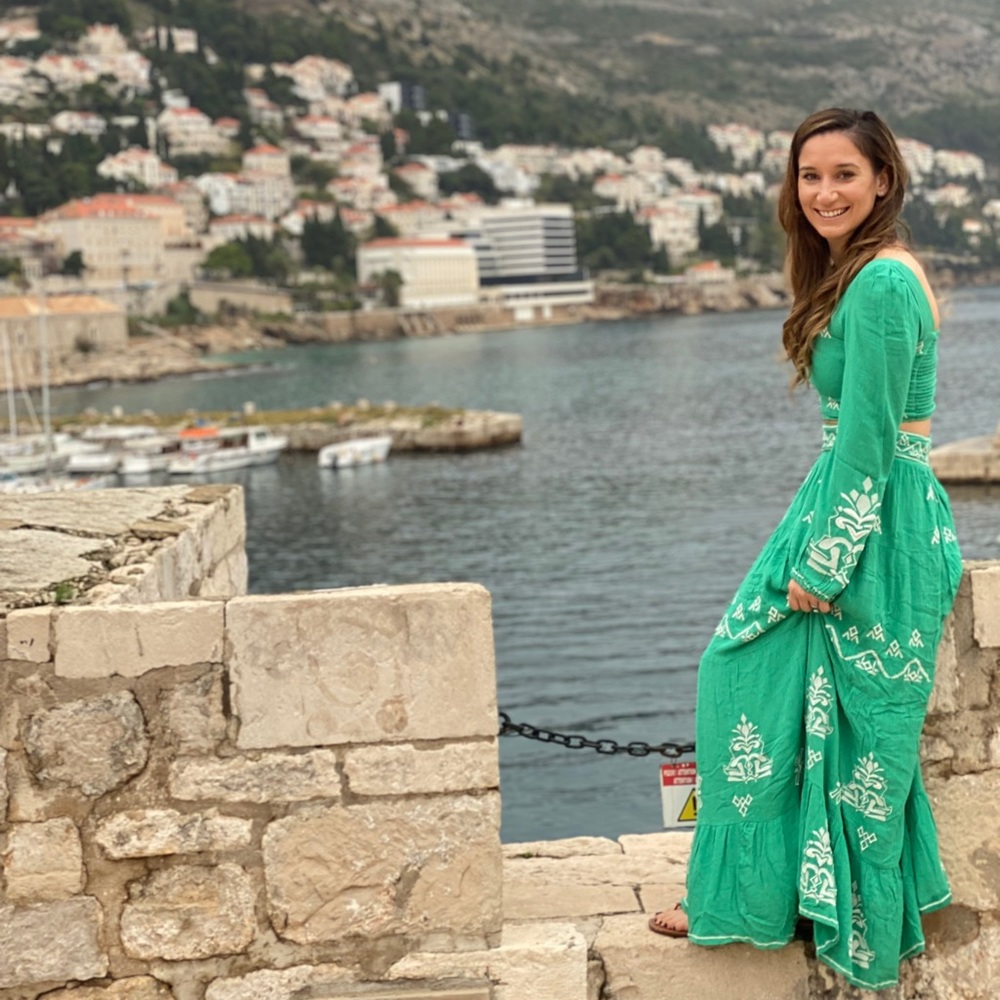 Meet your Posher, Kayla